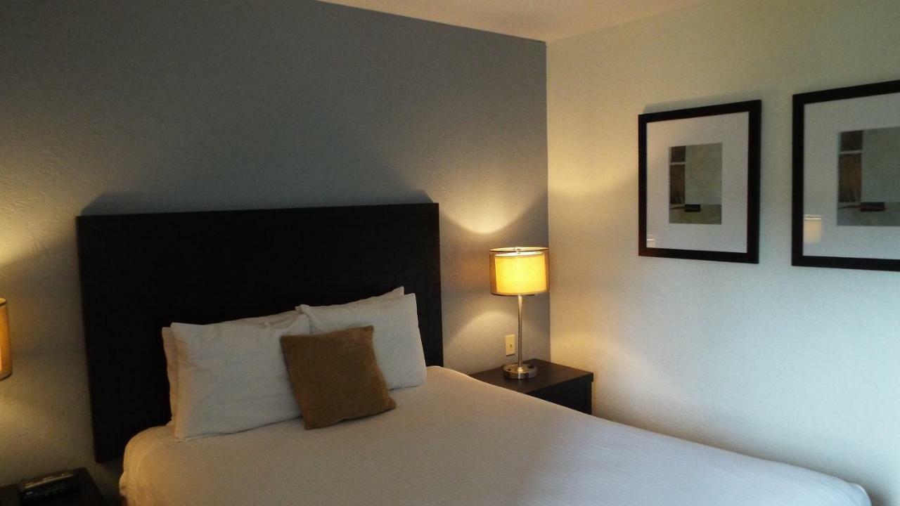 Shores Inn & Hotel Shediac Exteriör bild